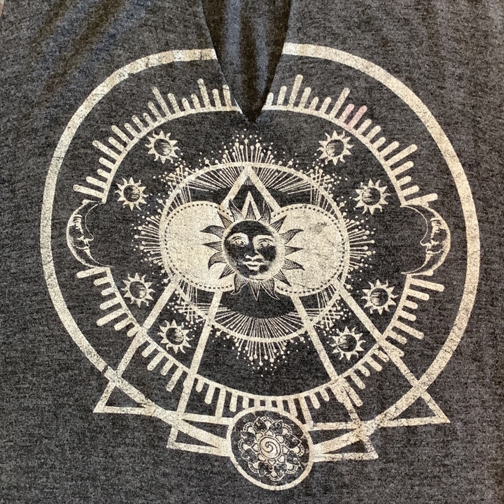 H.I.P. Sleeveless Tee Size S - Picture 8 of 11